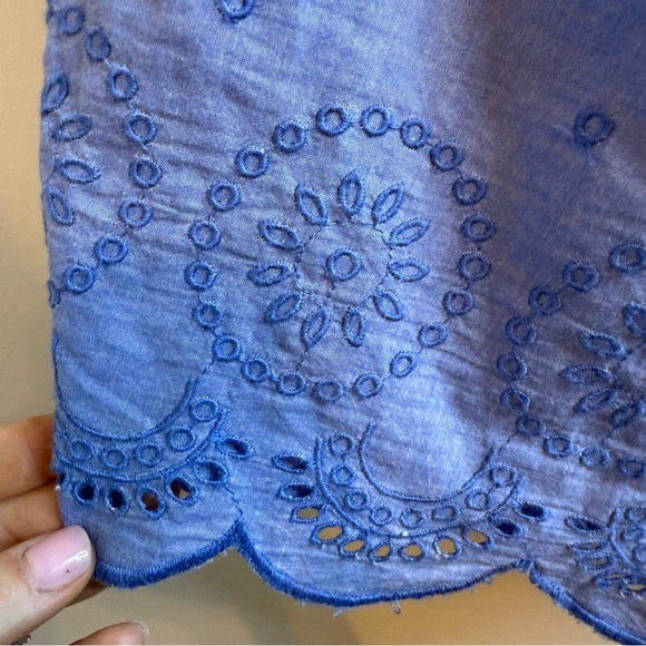 Vineyard Vines Blue Scallop Bottom Eyelet Pull On Shorts - Picture 4 of 6